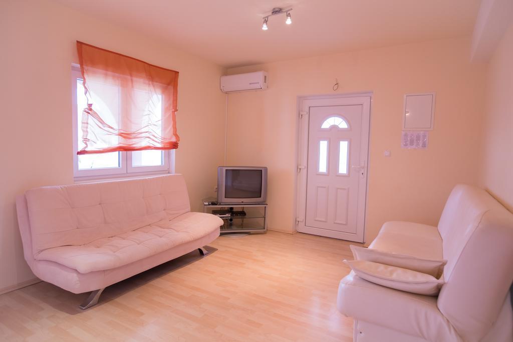 Apartments Dunja Piric Лопар Стая снимка